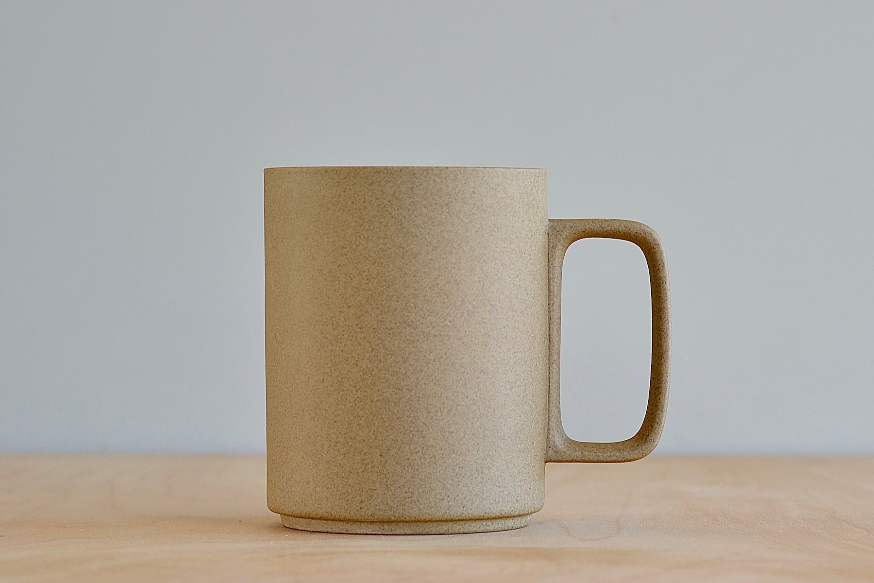 Hasami Mug Large 21 in Natural